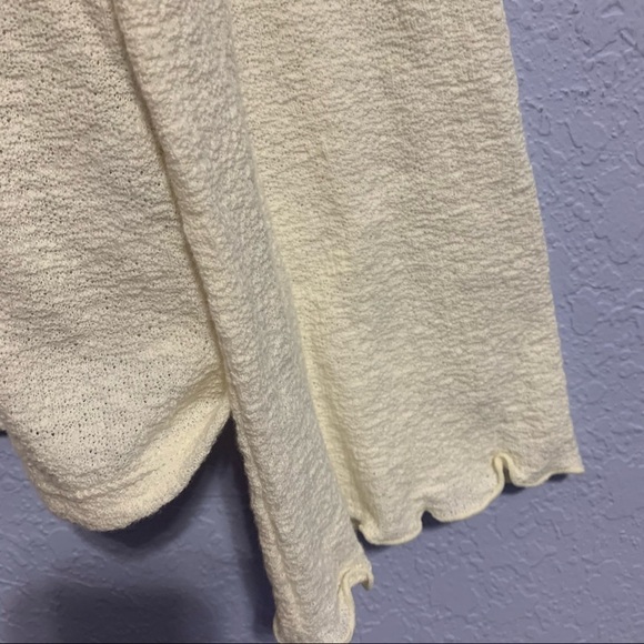 Madewell Texture & Thread Ruffle Neck Bell Sleeves Top - Picture 5 of 6